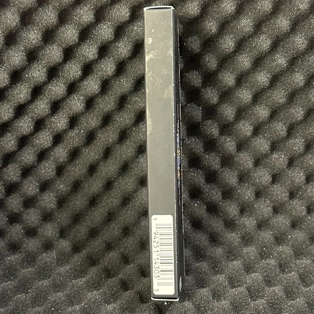 NARS Total Seduction Eyeshadow Stick - Picture 5 of 11